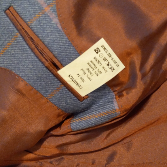 J.C. Cordings jacket size 14, 100% wool. Looks new, used just few times. - Picture 4 of 9